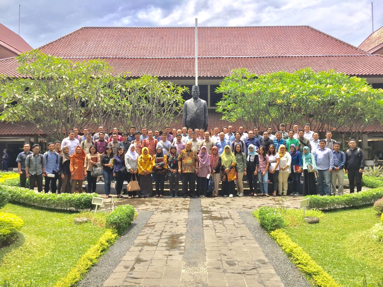 Pengenalan Kampus Bagi Mahasiswa Baru Program Pasca Sarjana Magister ...